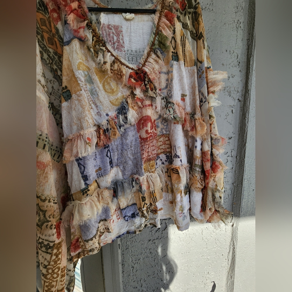 Tiny Anthropologie Bohemian Patchwork Ruffled Blo… - image 6